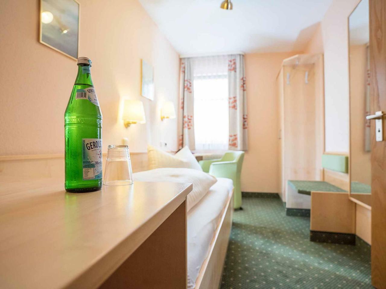 Gaestehaus Moenchshof ゾンマーハウゼン エクステリア 写真