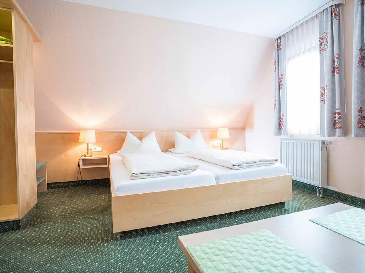 Gaestehaus Moenchshof ゾンマーハウゼン エクステリア 写真